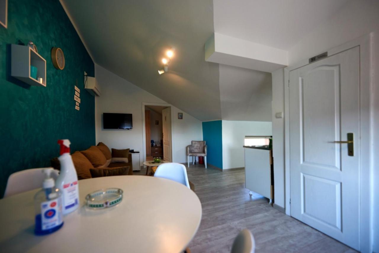 Apartman Azra Кикинда Экстерьер фото